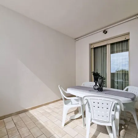 Apartman Perfect Flat For Six In Beachfront Complex